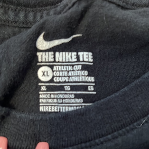 Youth XL Nike tee - Picture 3 of 4
